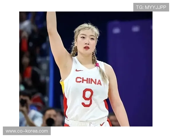 女篮主帅:年轻球员个人能力可圈可点 关键问题在于战术素养提升 女篮主帅:年轻球员个人能力可圈可点 关键问题在于战术素养提升